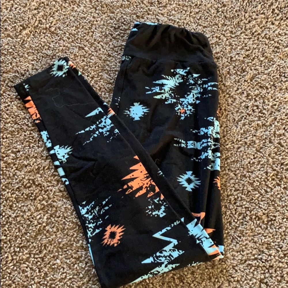 LuLaRoe OS leggings